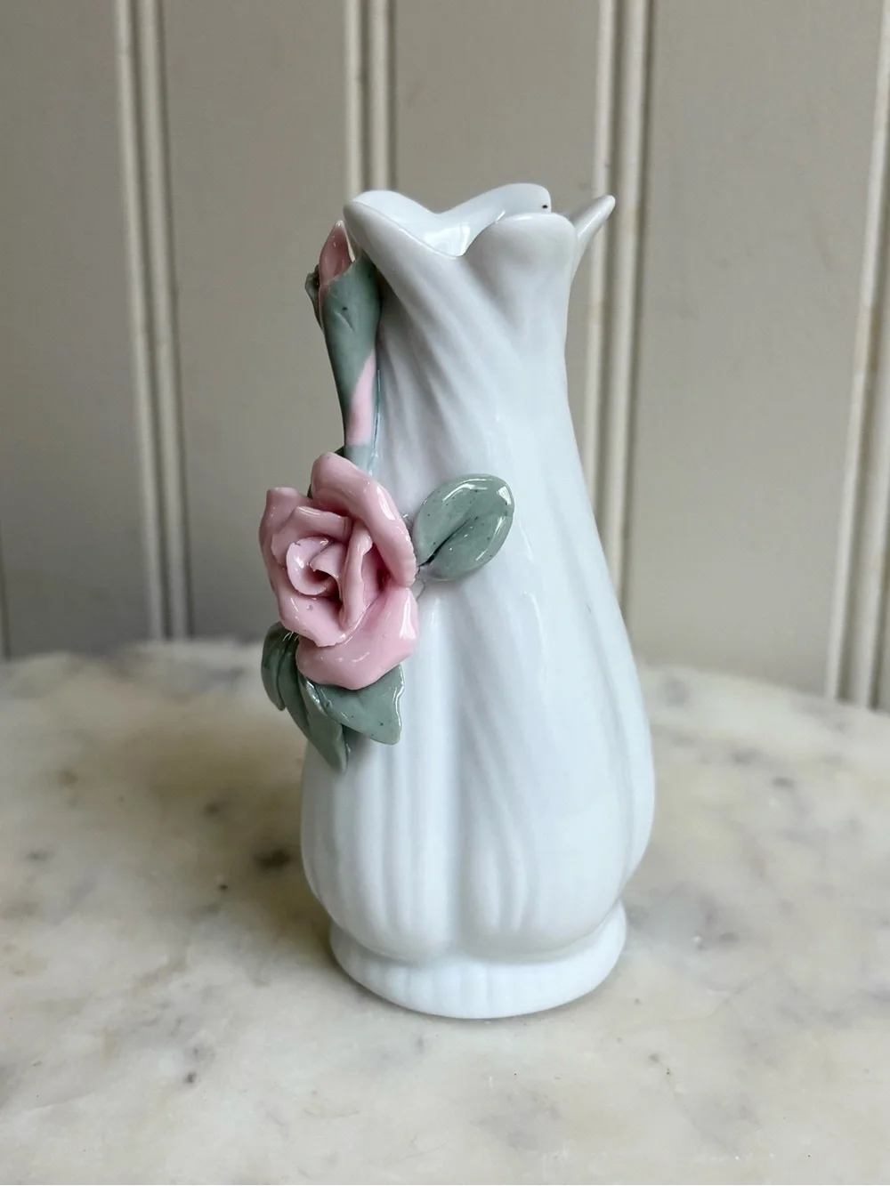 Vintage Porcelain Rose Bud Vase VTG Grandmacore Traditional Cottagecore Flowers